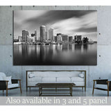 HONOLULU, HAWAII, Waikiki and Kahanamoku Lagoon №1750 Ready to Hang Canvas Print