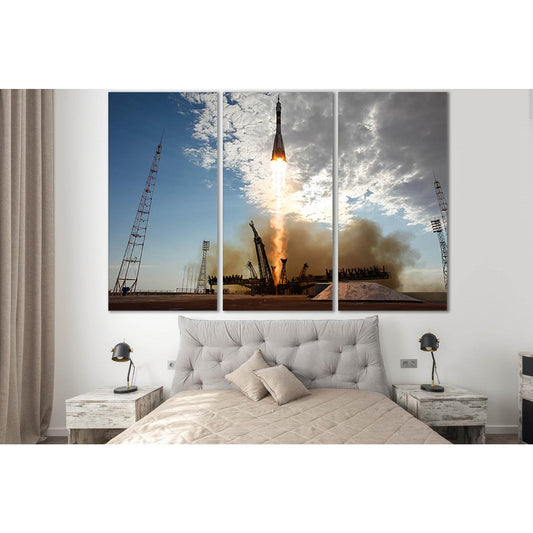 Rocket Soyuz TMA-05M Start №SL992 Ready to Hang Canvas Print - Zellart Canvas Prints 0new, ALL_Products, Astronomy & Space Canvas Wall Art