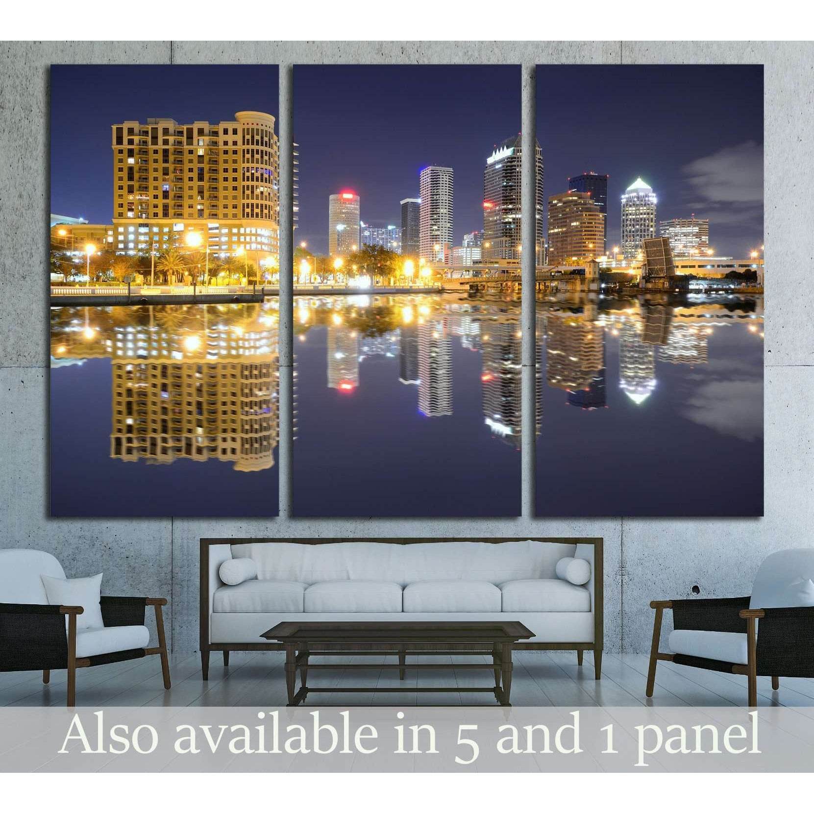 Skyline of downtown Tampa, Florida №1670 Ready to Hang Canvas Print