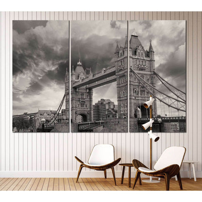 Tower Bridge №3006 Ready to Hang Canvas PrintCanvas art arrives ready to hang, with hanging accessories included and no additional framing required. Every canvas print is hand-crafted, made on-demand at our workshop and expertly stretched around 100% Nort